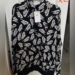 Men’s new Nike hoodie